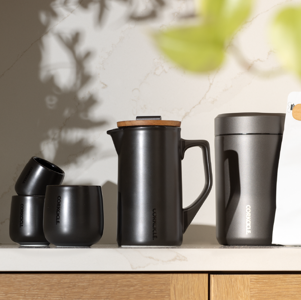 ceramic-french-press-z7 FP_Lifestyle2.png