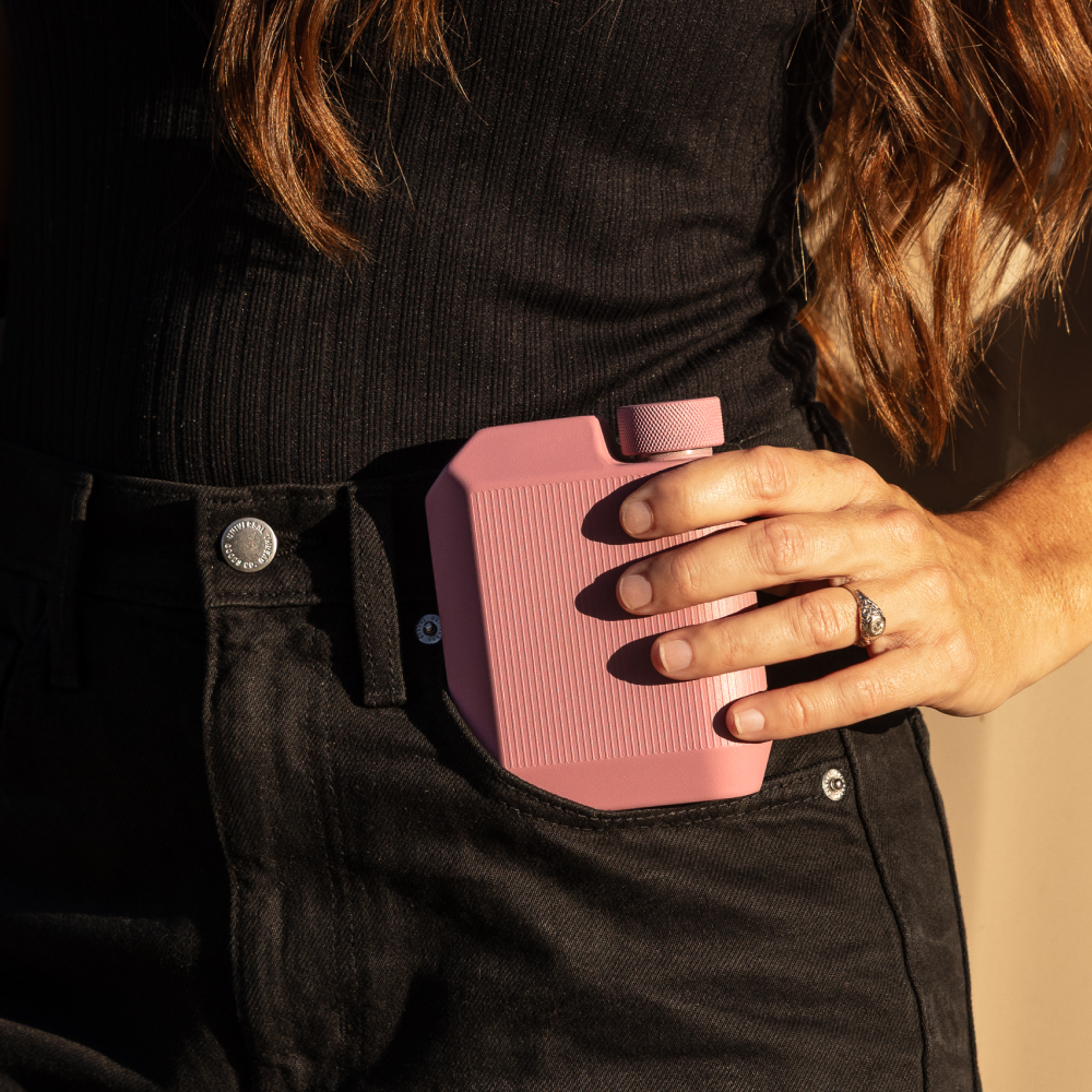 cool-flask-v2 28daceaaeae4--PDP-1-Desert-Rose-Flask.png