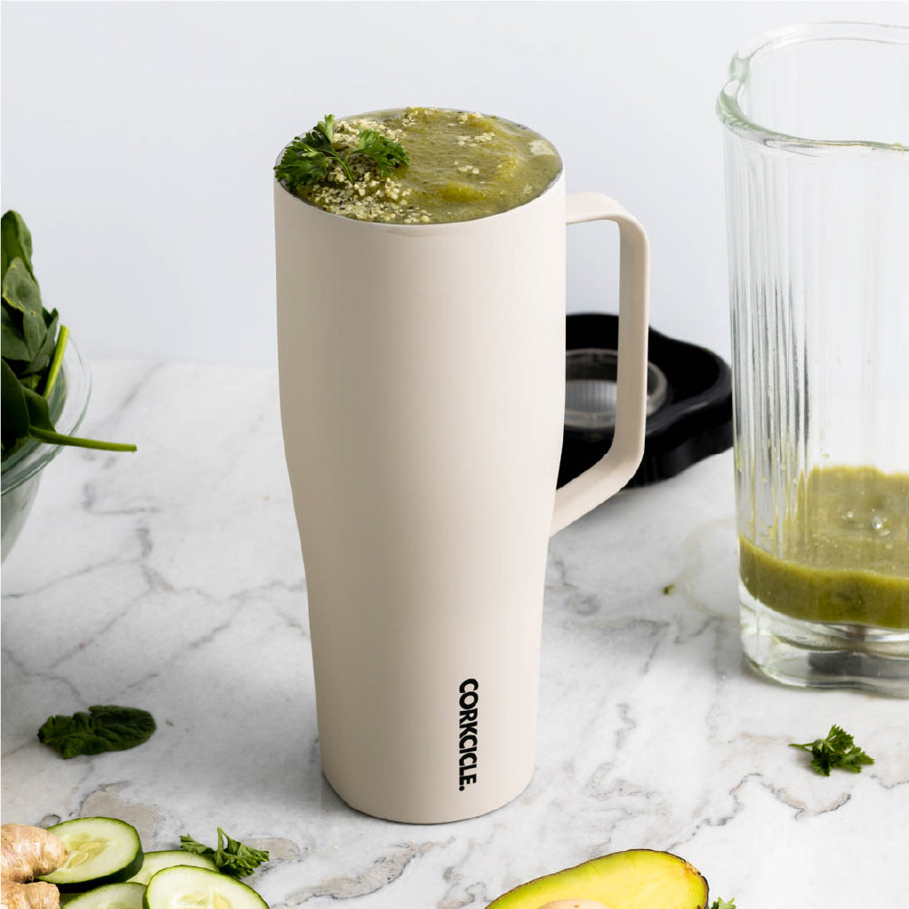 cold-cup-xl-l4 588f4a27c4cf--2230CLT-lifestyle.jpg
