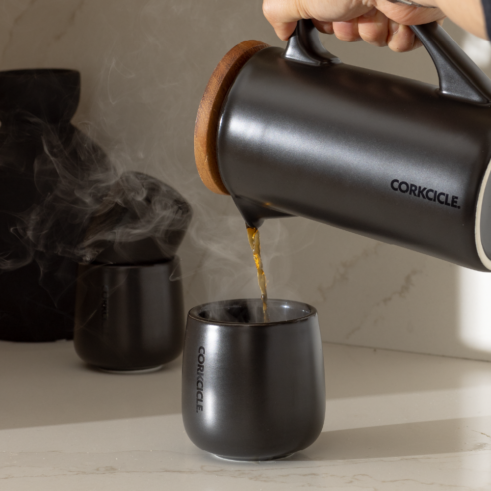 ceramic-french-press-z7 FP_Lifestyle1.png